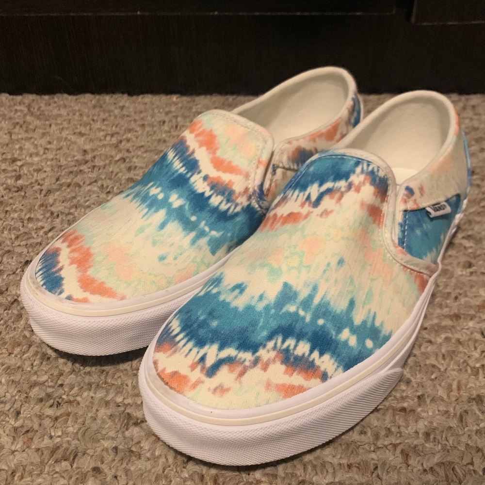 Women's 9.5 Tie Dye Vans